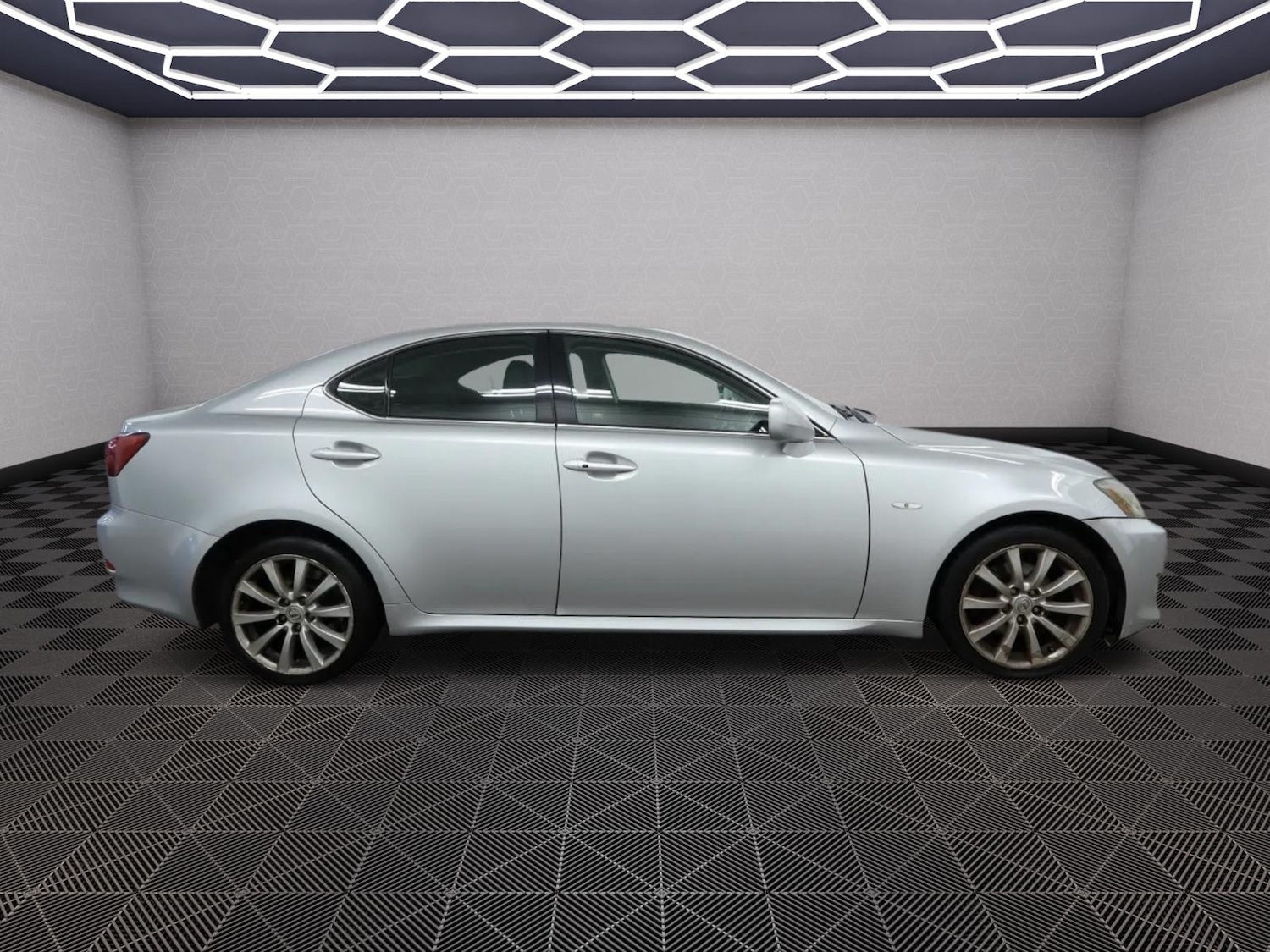 Used Lexus IS 2005 for sale - 77028253: Photo 5