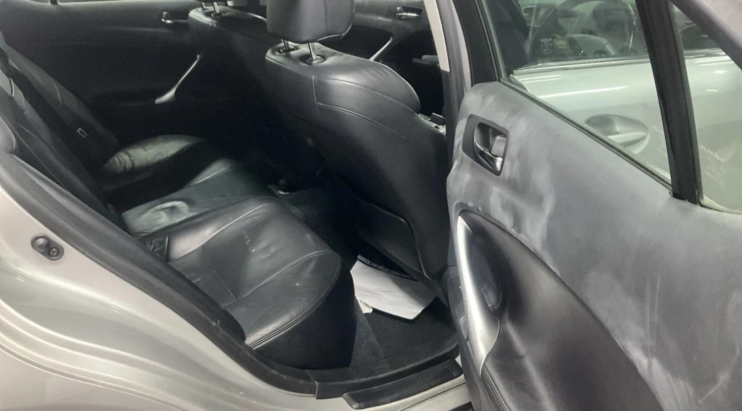 Used Lexus IS 2005 for sale - 77028253: Photo 8