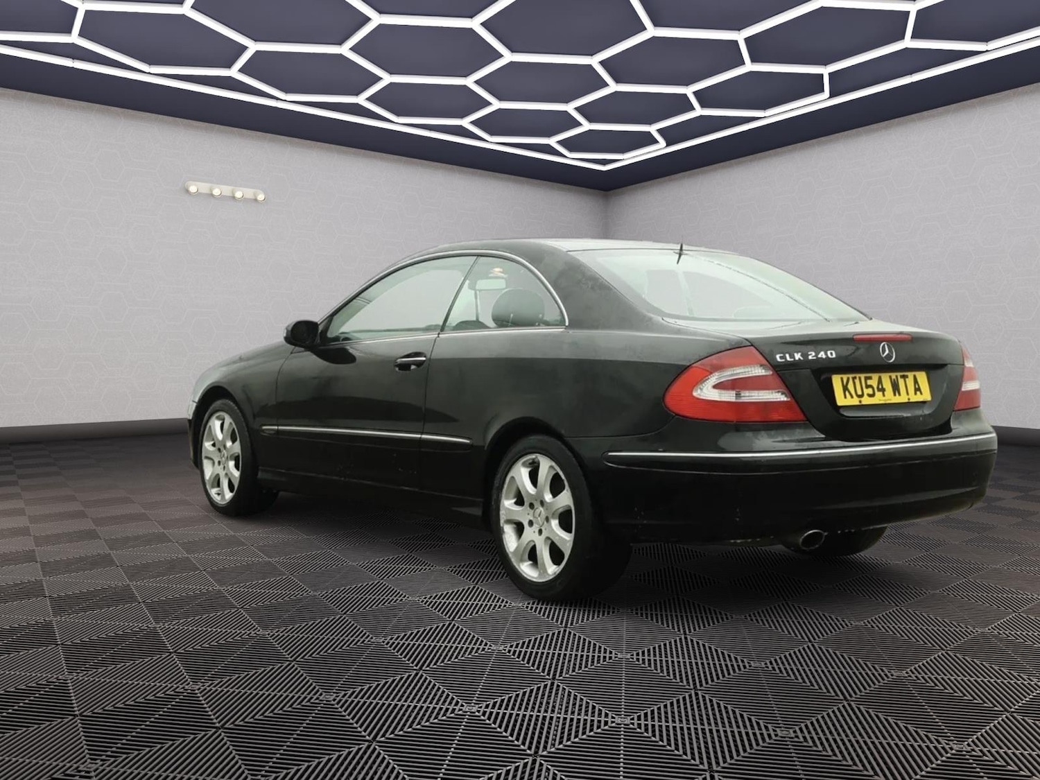 Used Mercedes-Benz CLK 2004 for sale - 77242027: Photo 4