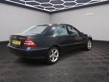 Used Mercedes-Benz C Class 2004 for sale - 78039421: Photo