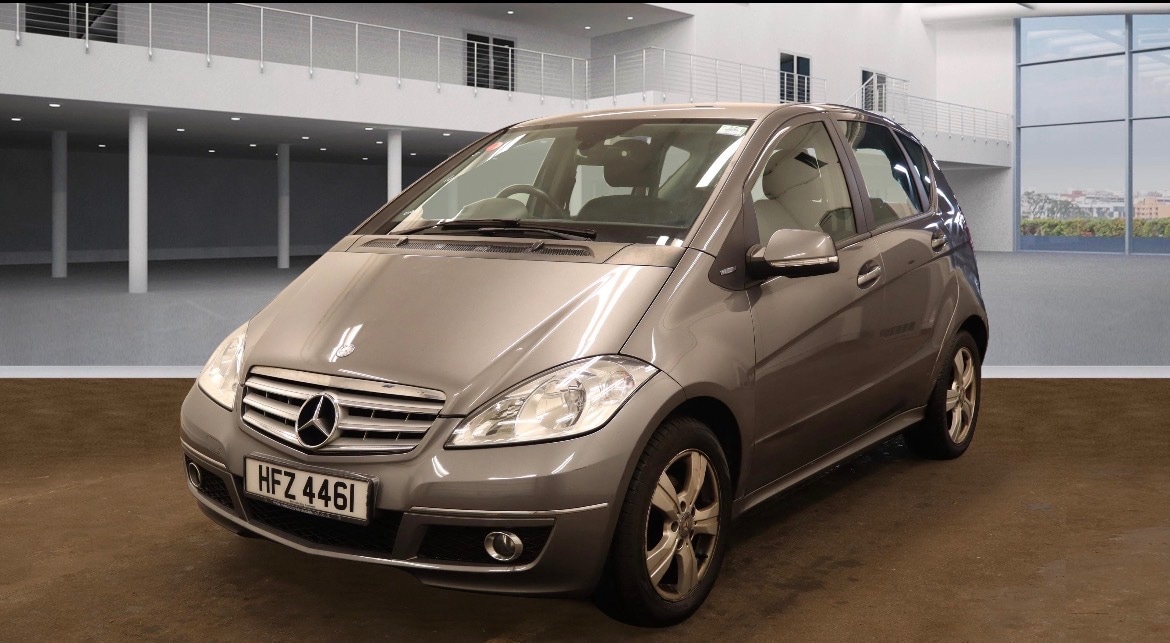 Used Mercedes-Benz A-Class 2011 for sale - 76446361: Photo 3