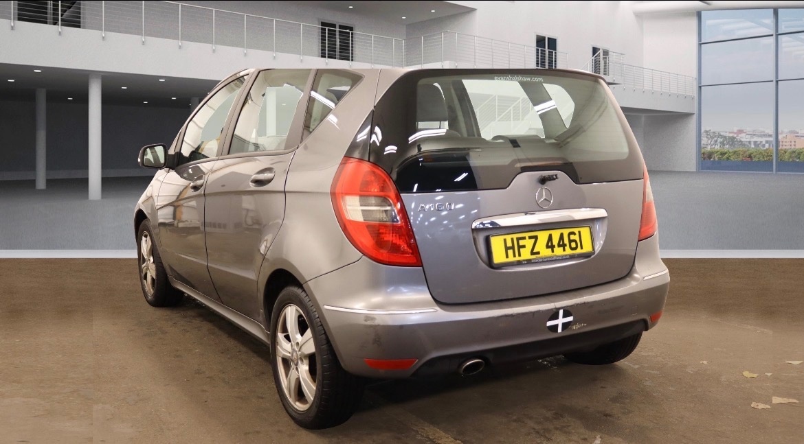 Used Mercedes-Benz A-Class 2011 for sale - 76446361: Photo 4