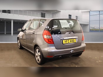 Used Mercedes-Benz A-Class 2011 for sale - 76446361: Photo