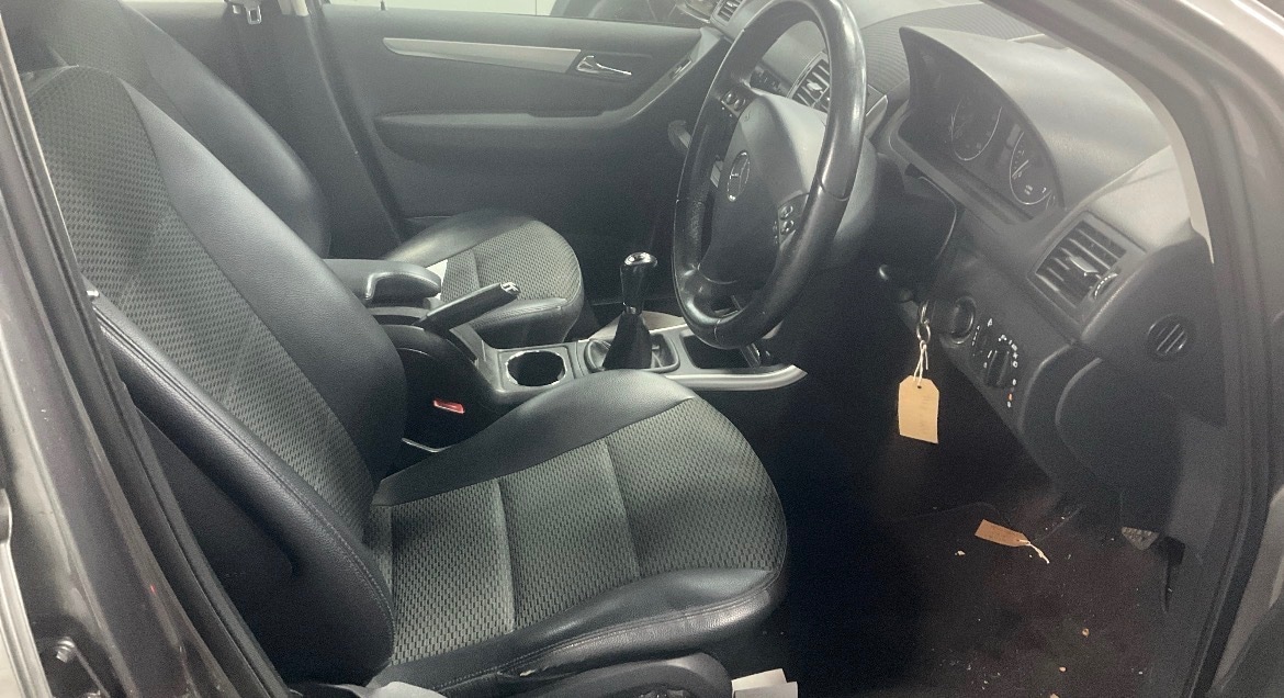 Used Mercedes-Benz A-Class 2011 for sale - 76446361: Photo 7