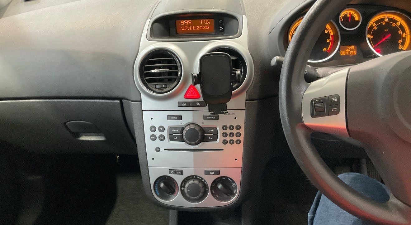 Used Vauxhall Corsa 2011 for sale - 76752374: Photo 7