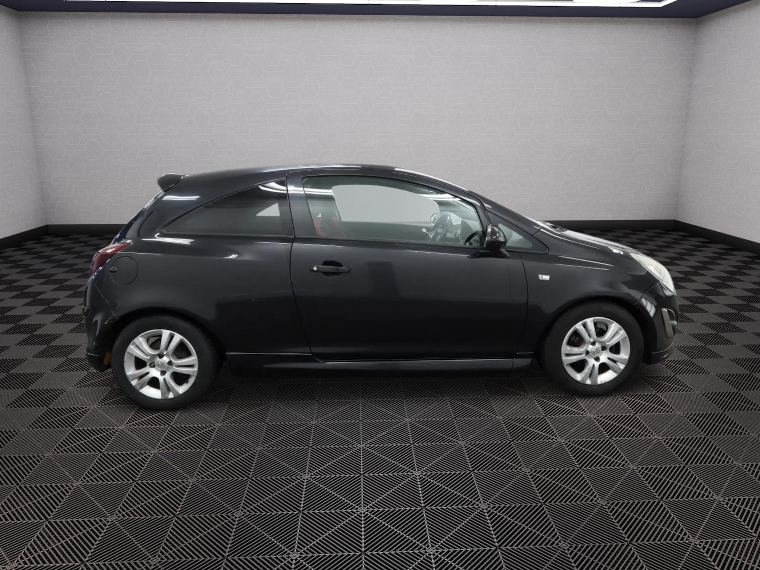 Used Vauxhall Corsa 2012 for sale - 76570825: Photo 5