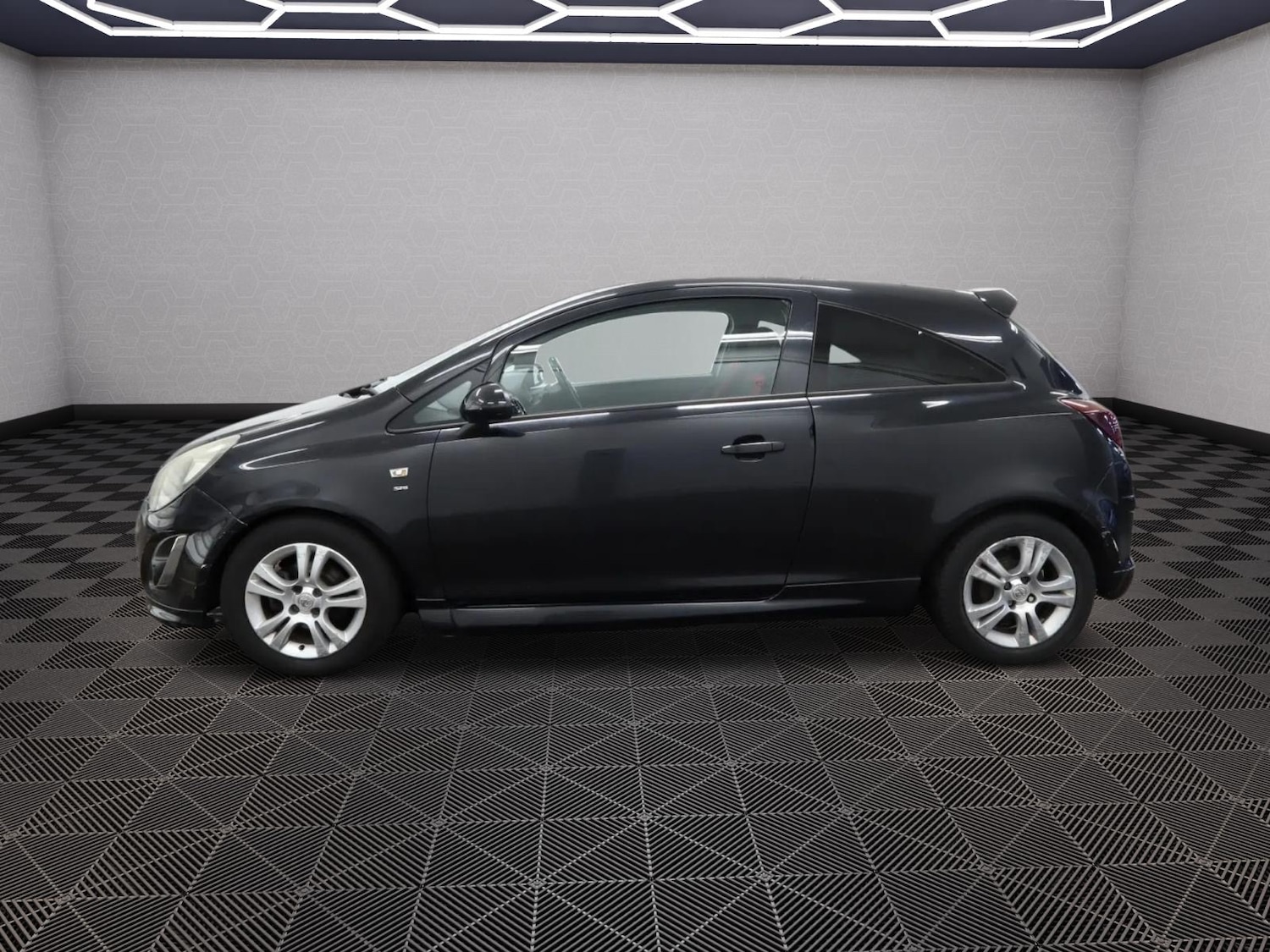 Used Vauxhall Corsa 2012 for sale - 76570825: Photo 6