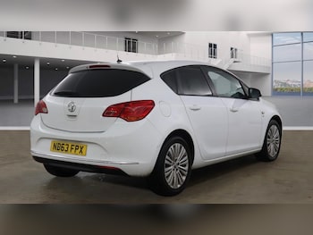 Used Vauxhall Astra 2013 for sale - 76446132: Photo