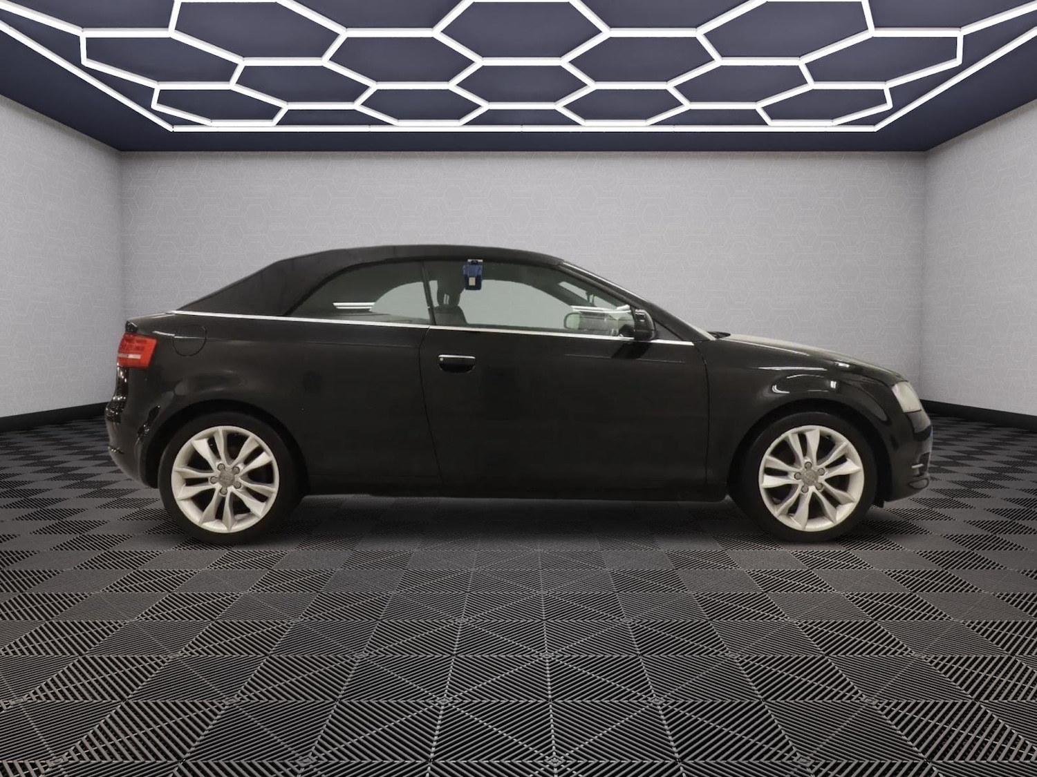 Used Audi A3 2012 for sale - 77335810: Photo 5