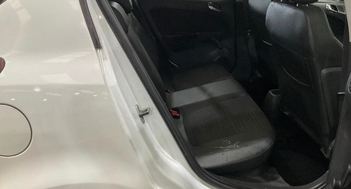 Used Vauxhall Corsa 2014 for sale - 76521446: Photo 8