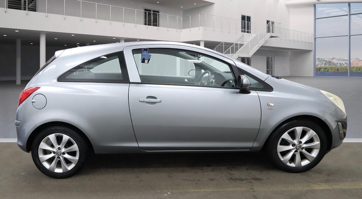 Used Vauxhall Corsa 2012 for sale - 76369552: Photo 5