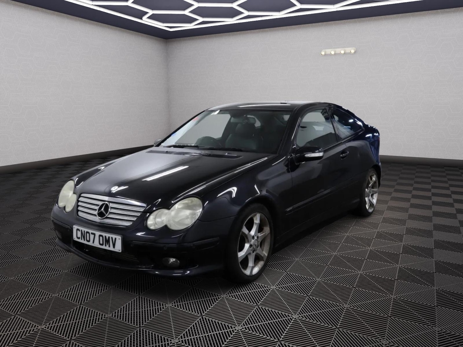 Used Mercedes-Benz C Class 2007 for sale - 77028172: Photo 3