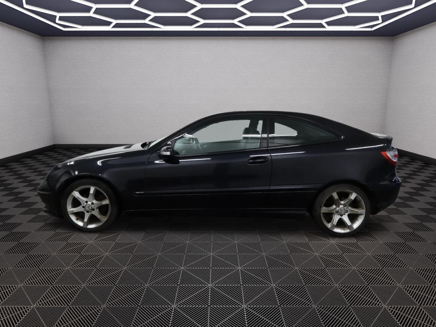 Used Mercedes-Benz C Class 2007 for sale - 77028172: Photo 6