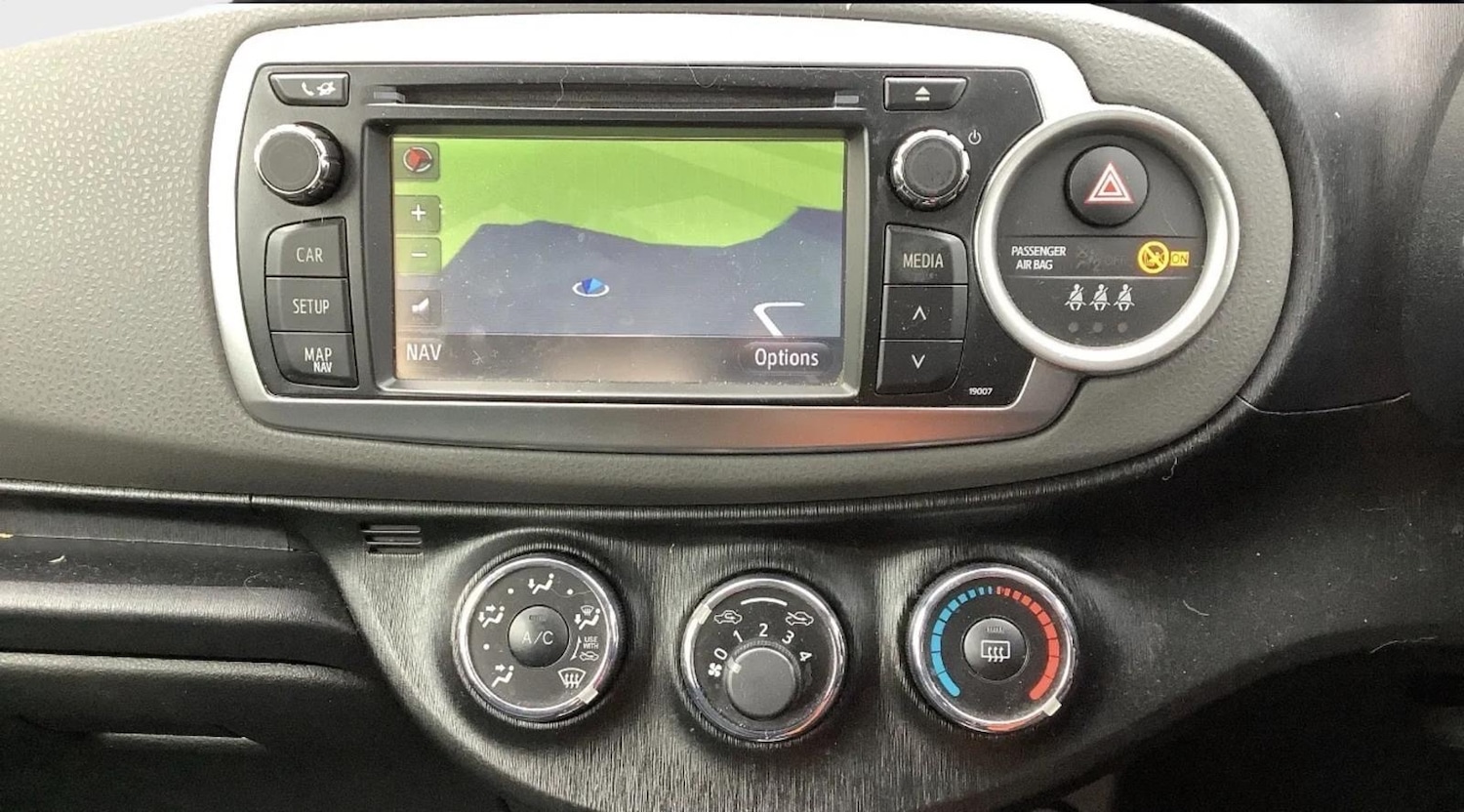 Used Toyota Yaris 2012 for sale - 77201074: Photo 10