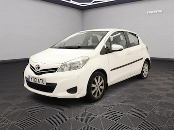 Used Toyota Yaris 2012 for sale - 77201074: Photo