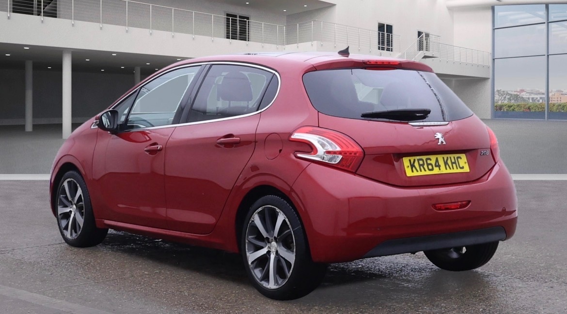 Used Peugeot 208 2014 for sale - 76369557: Photo 3