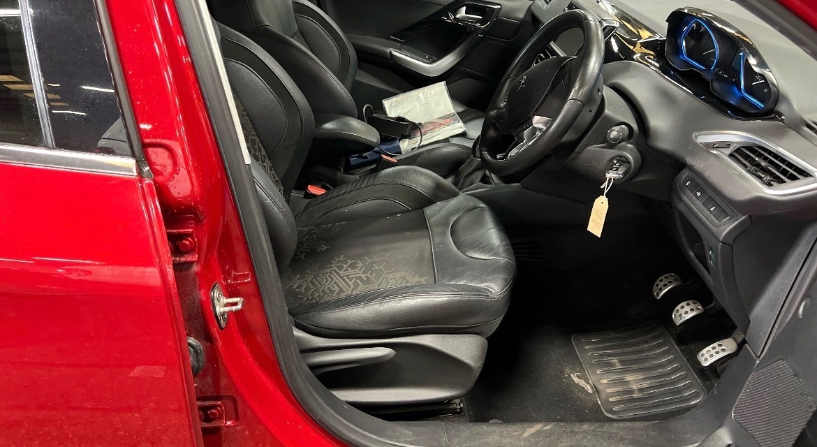Used Peugeot 208 2014 for sale - 76369557: Photo 7