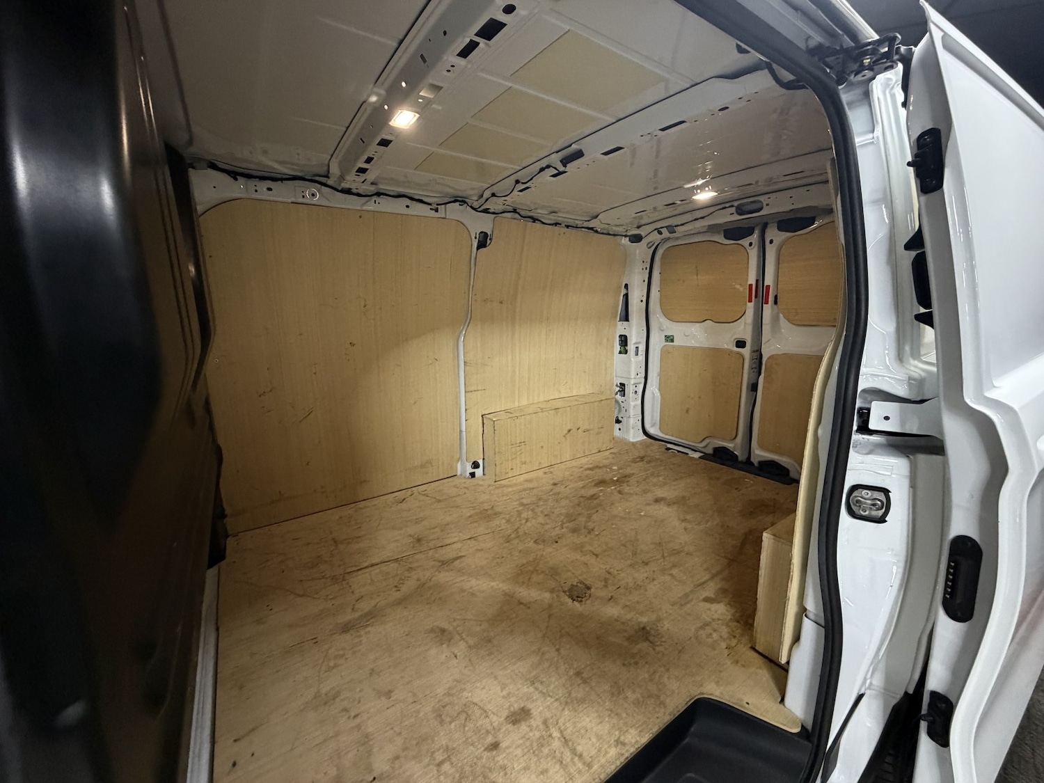 Used Ford Transit Custom 2024 for sale - 77572835: Photo 28