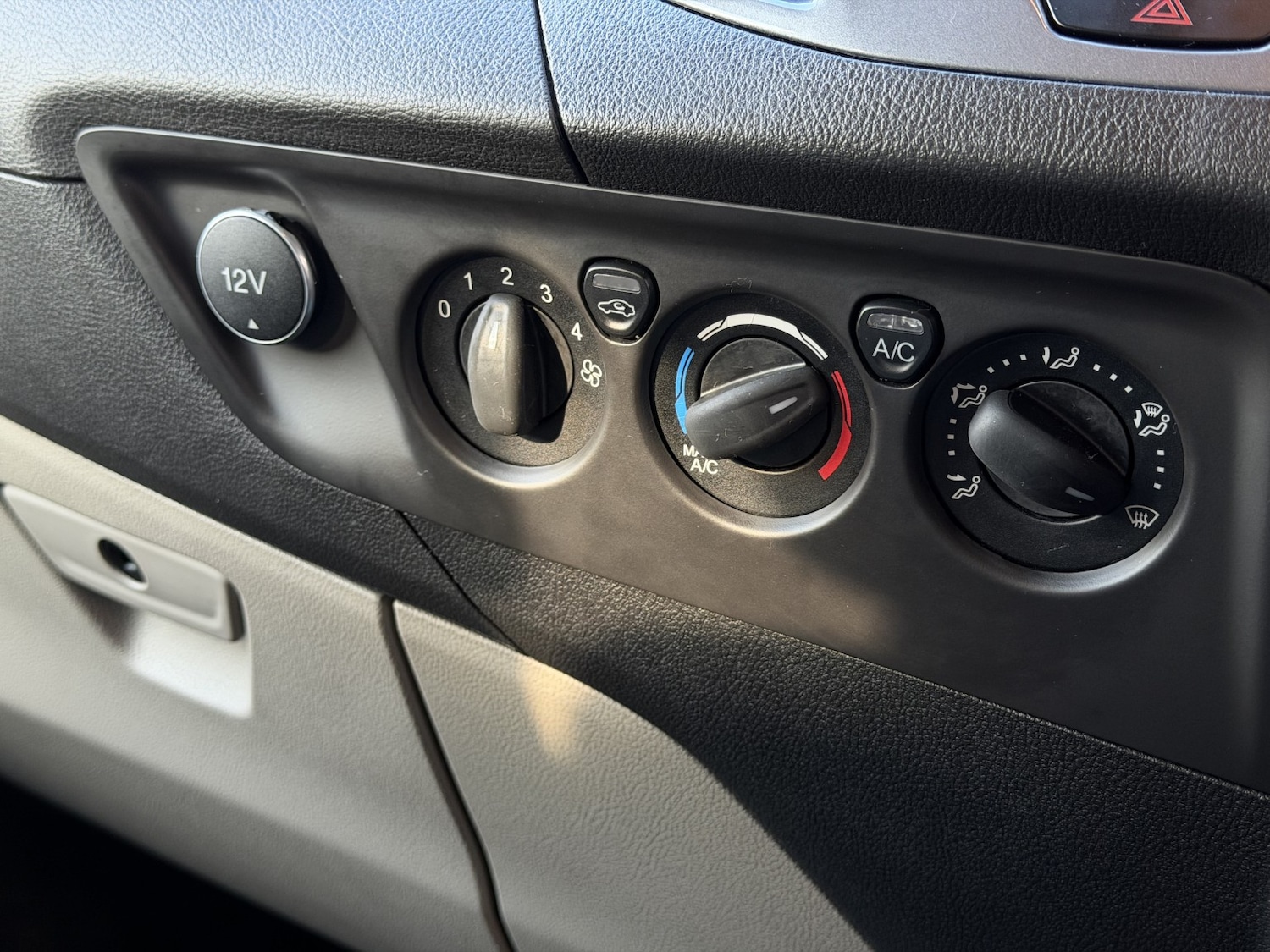 Used Ford Tourneo Custom 2019 for sale - 77548276: Photo 22