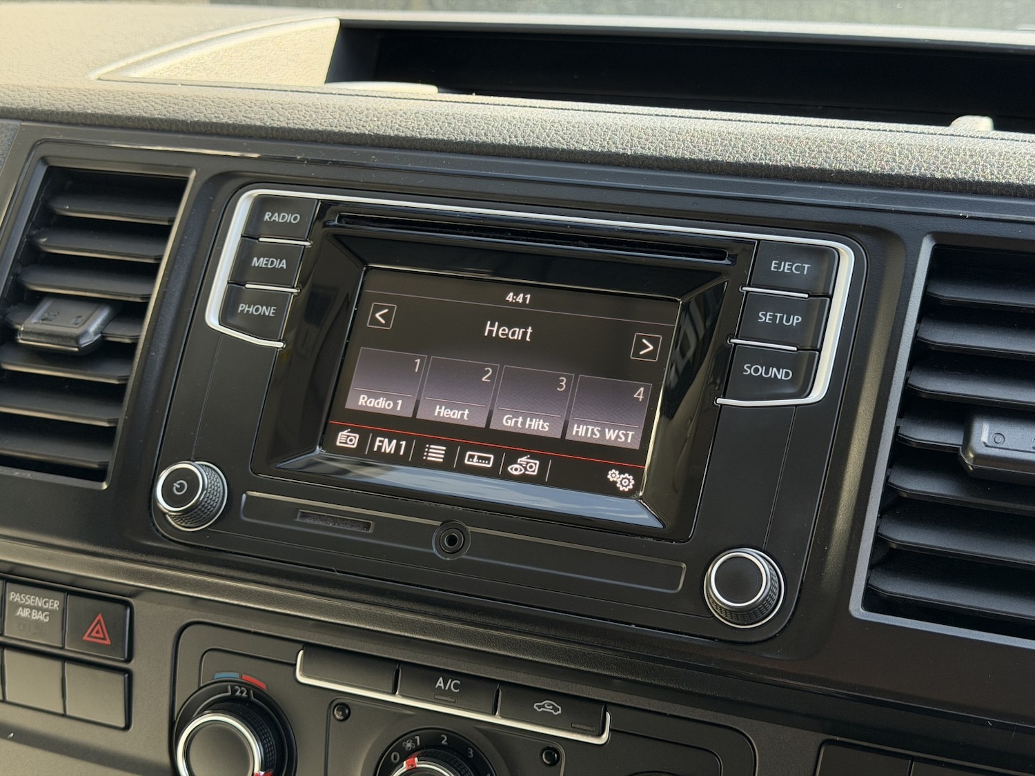 Used Volkswagen Transporter 2018 for sale - 78004527: Photo 20