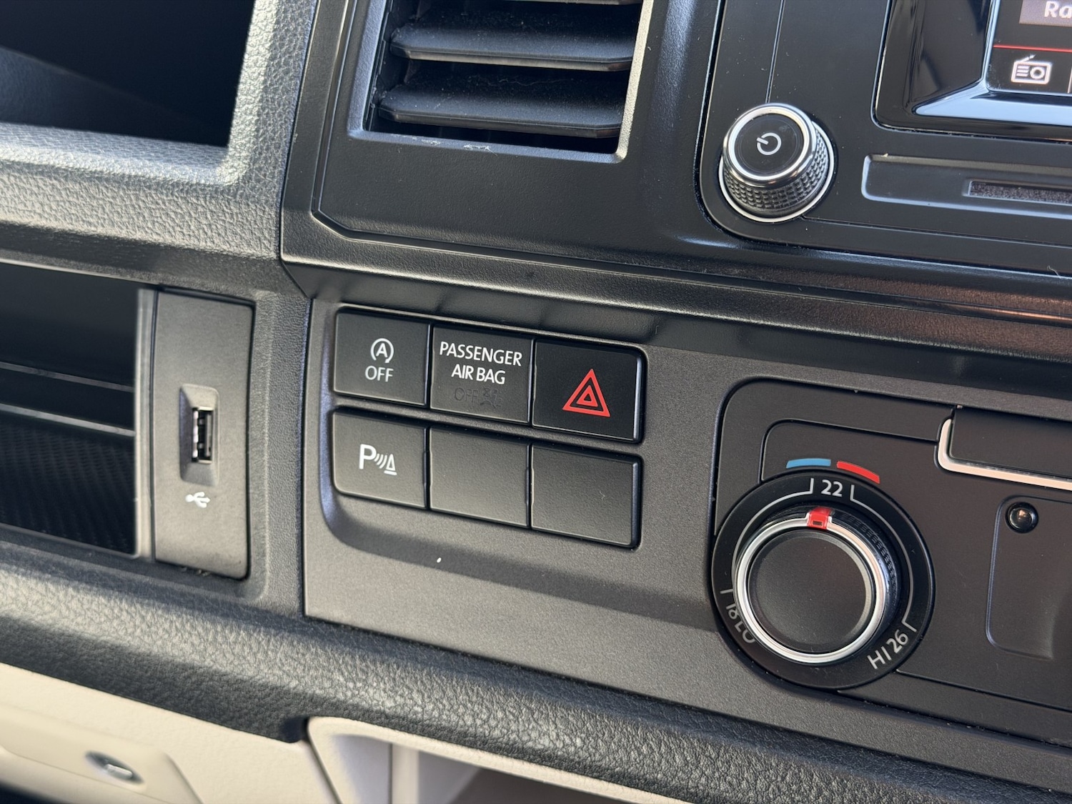 Used Volkswagen Transporter 2018 for sale - 78004527: Photo 22