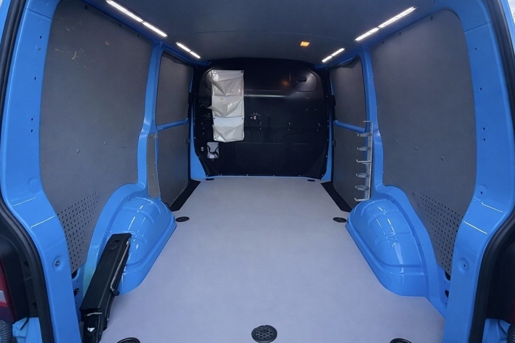 Used Volkswagen Transporter 2018 for sale - 78004527: Photo 30