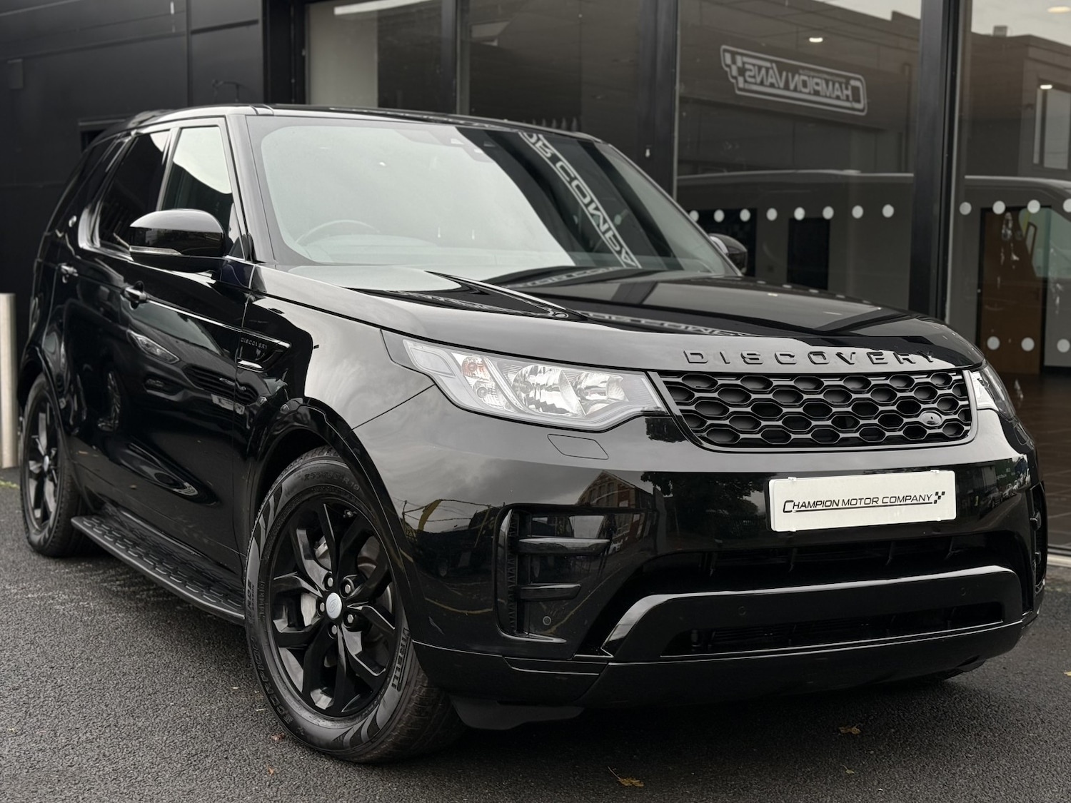 Used Land Rover Discovery 2020 for sale - 76483022: Photo 3