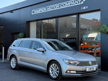 Volkswagen - Passat