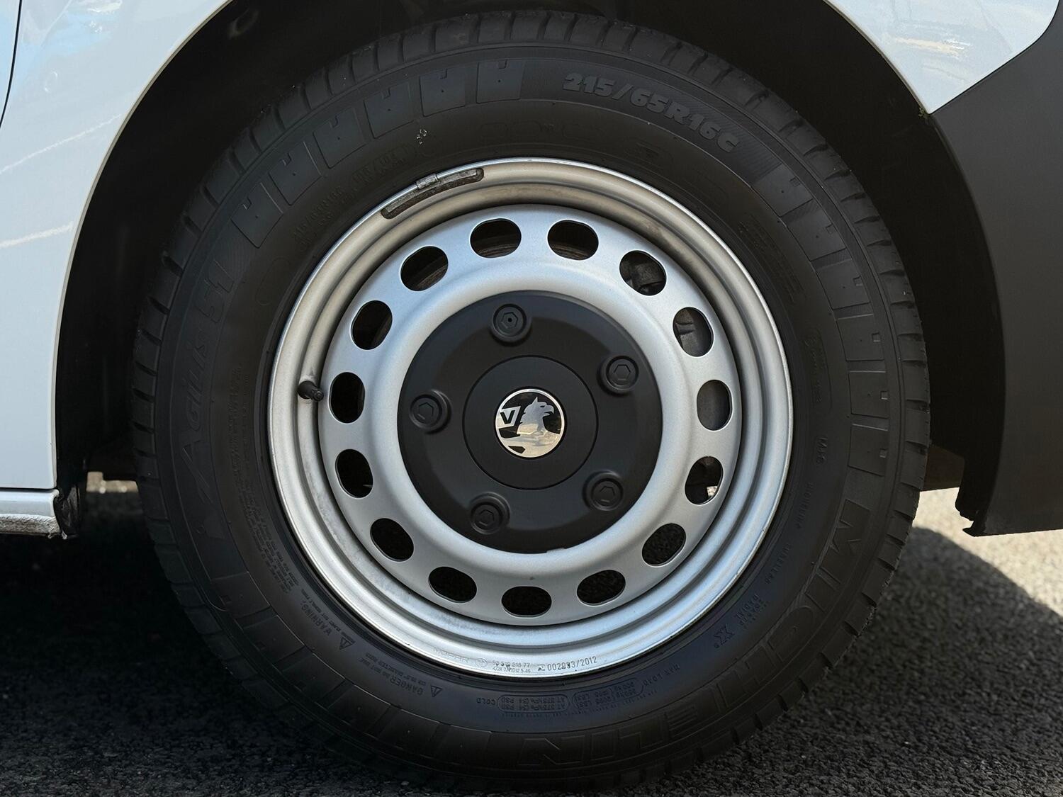 Used Vauxhall Vivaro 2024 for sale - 76793108: Photo 8