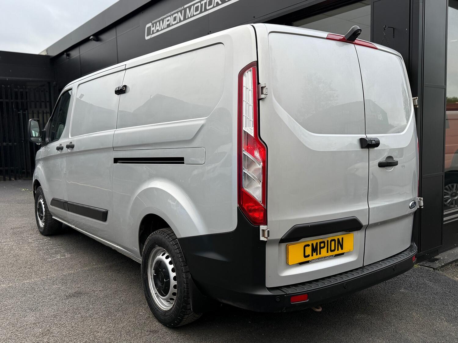 Used Ford Transit Custom 2020 for sale - 76793117: Photo 11