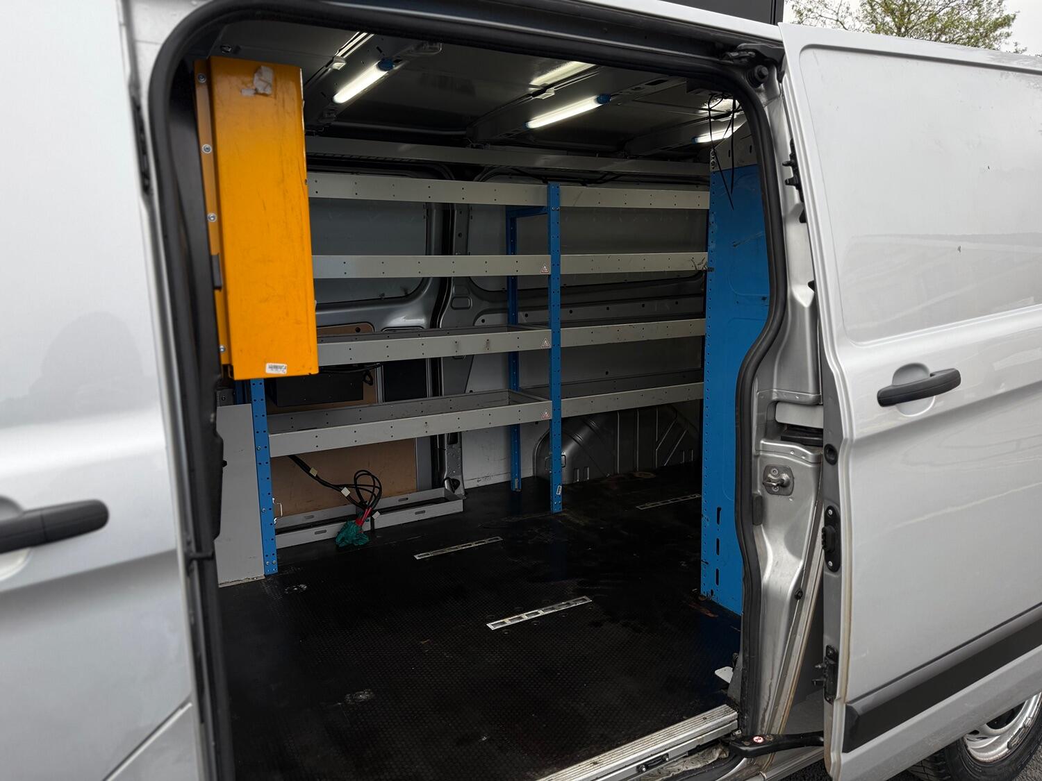 Used Ford Transit Custom 2020 for sale - 76793117: Photo 6