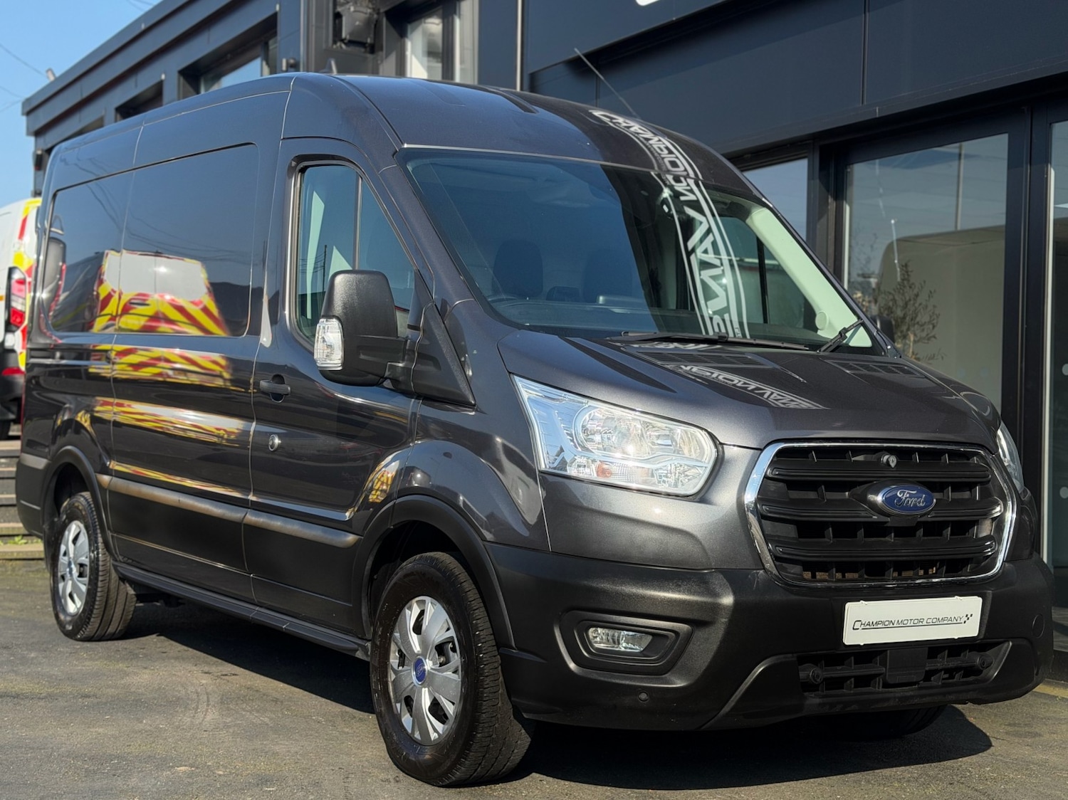 Used Ford Transit 2022 for sale - 77749960: Photo 1
