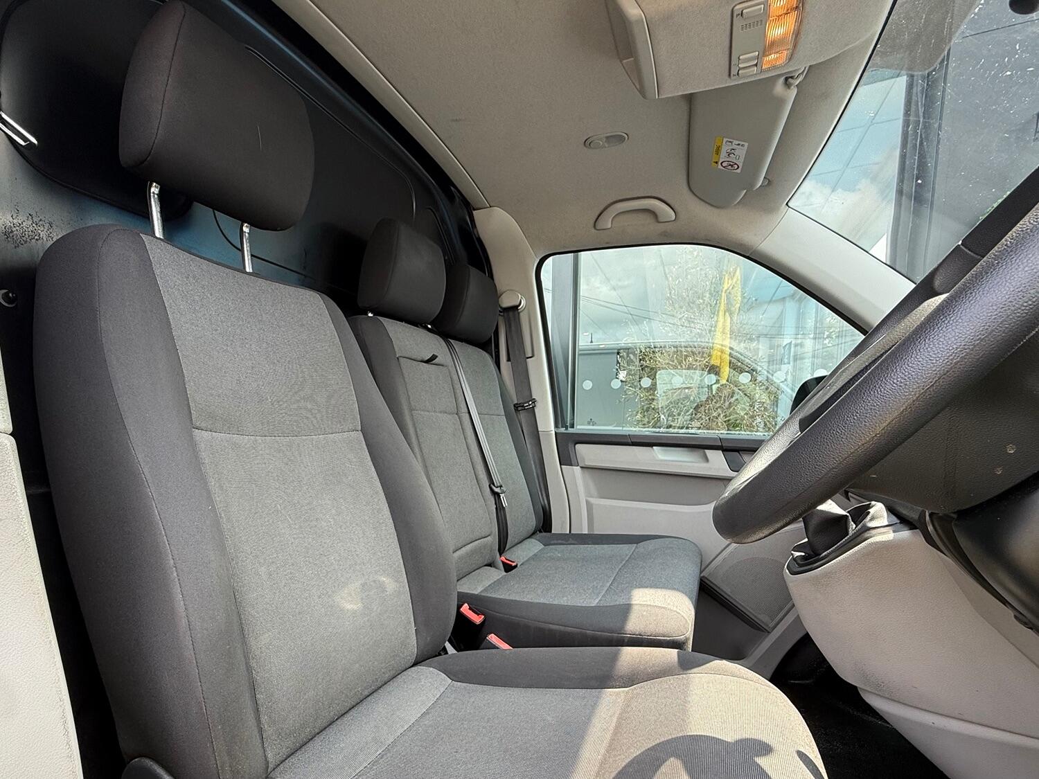 Used Volkswagen Transporter 2017 for sale - 76793114: Photo 21