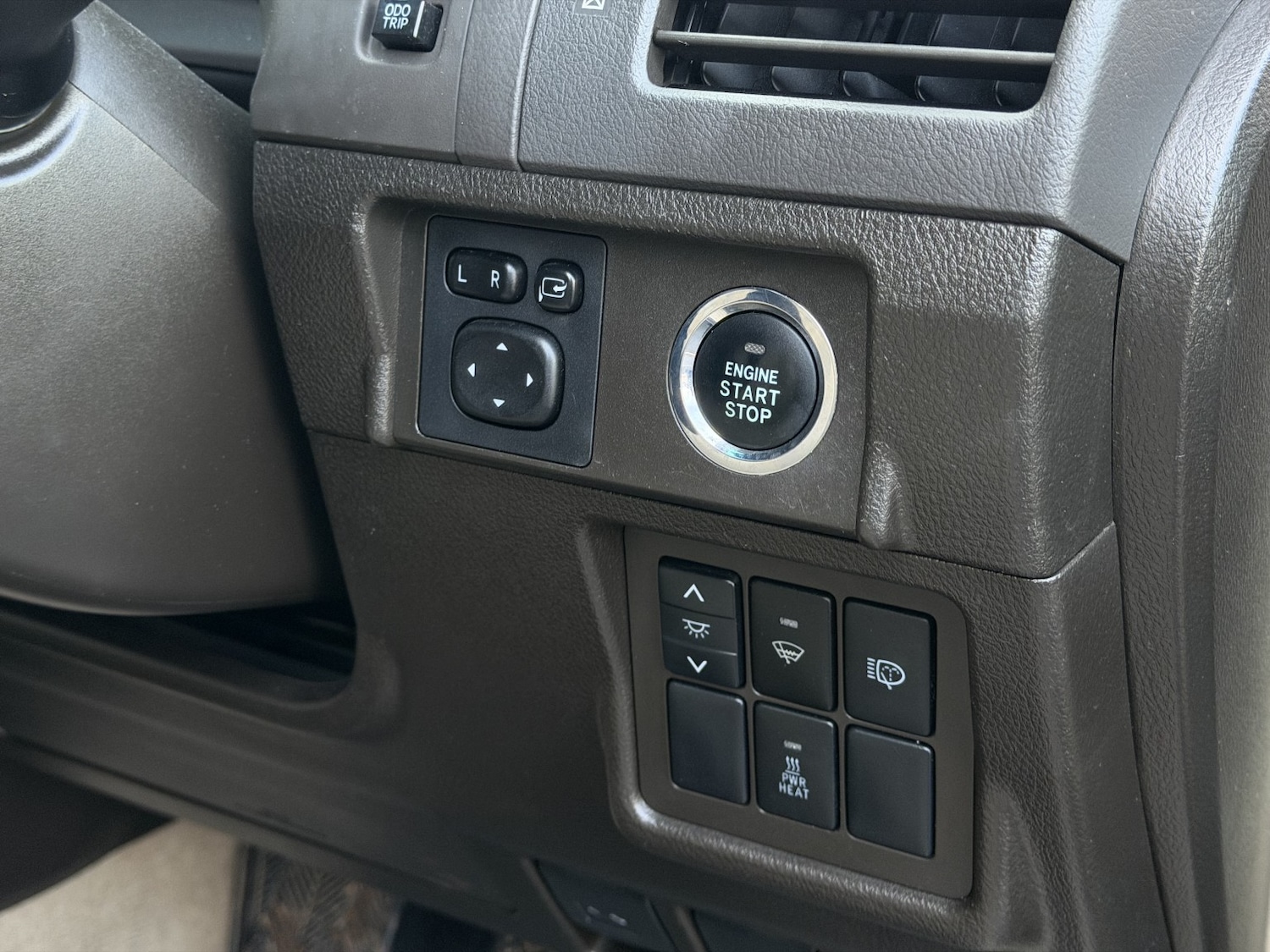 Used Toyota Land Cruiser 2010 for sale - 76692810: Photo 12