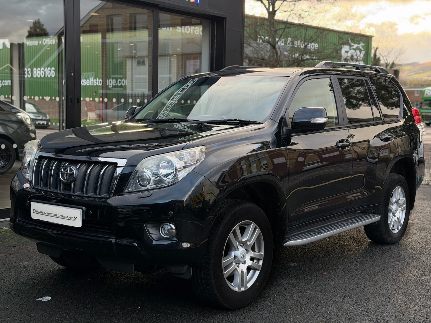 Used Toyota Land Cruiser 2010 for sale - 76692810: Photo 2