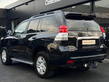 Used Toyota Land Cruiser 2010 for sale - 76692810: Photo