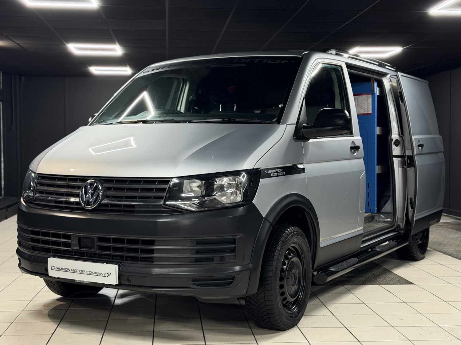 Used Volkswagen Transporter 2017 for sale - 77213376: Photo 16