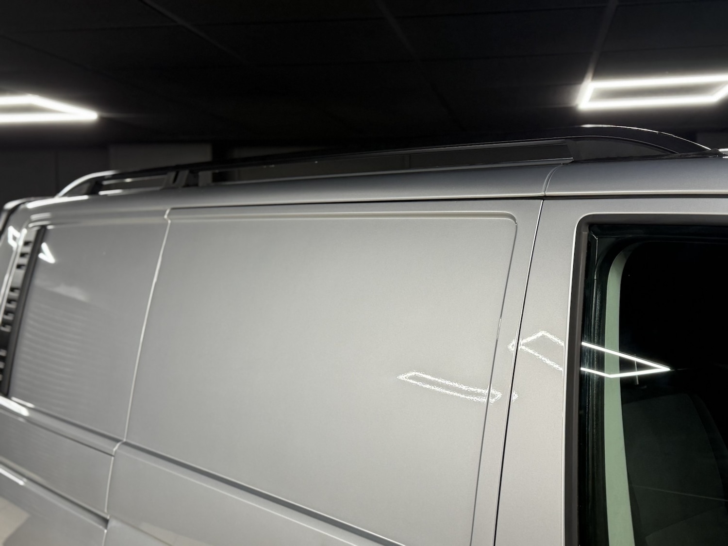 Used Volkswagen Transporter 2017 for sale - 77213376: Photo 5