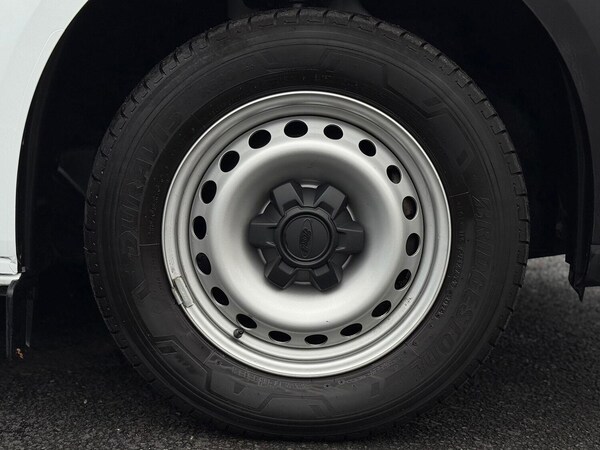 Used Ford Transit Custom 2024 for sale - 75523568: Photo 6