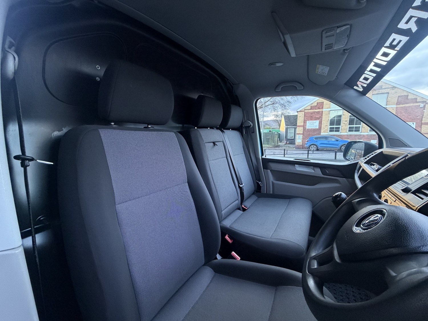 Used Volkswagen Transporter 2018 for sale - 77474807: Photo 9