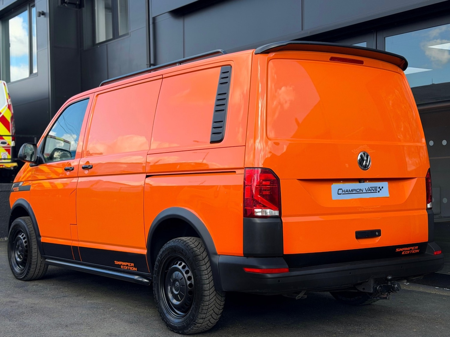 Used Volkswagen Transporter 2020 for sale - 78077902: Photo 2