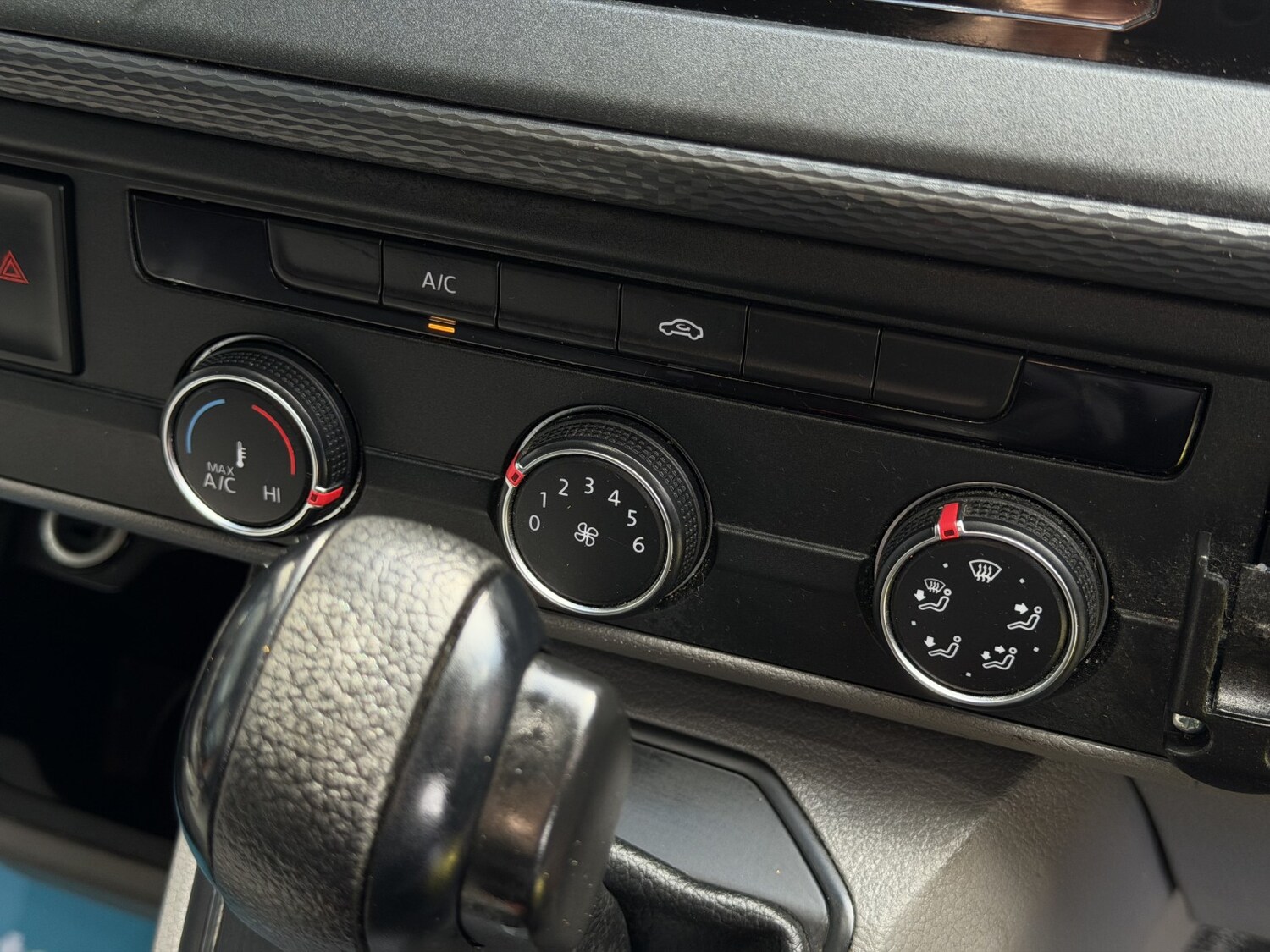 Used Volkswagen Transporter 2020 for sale - 78077902: Photo 21