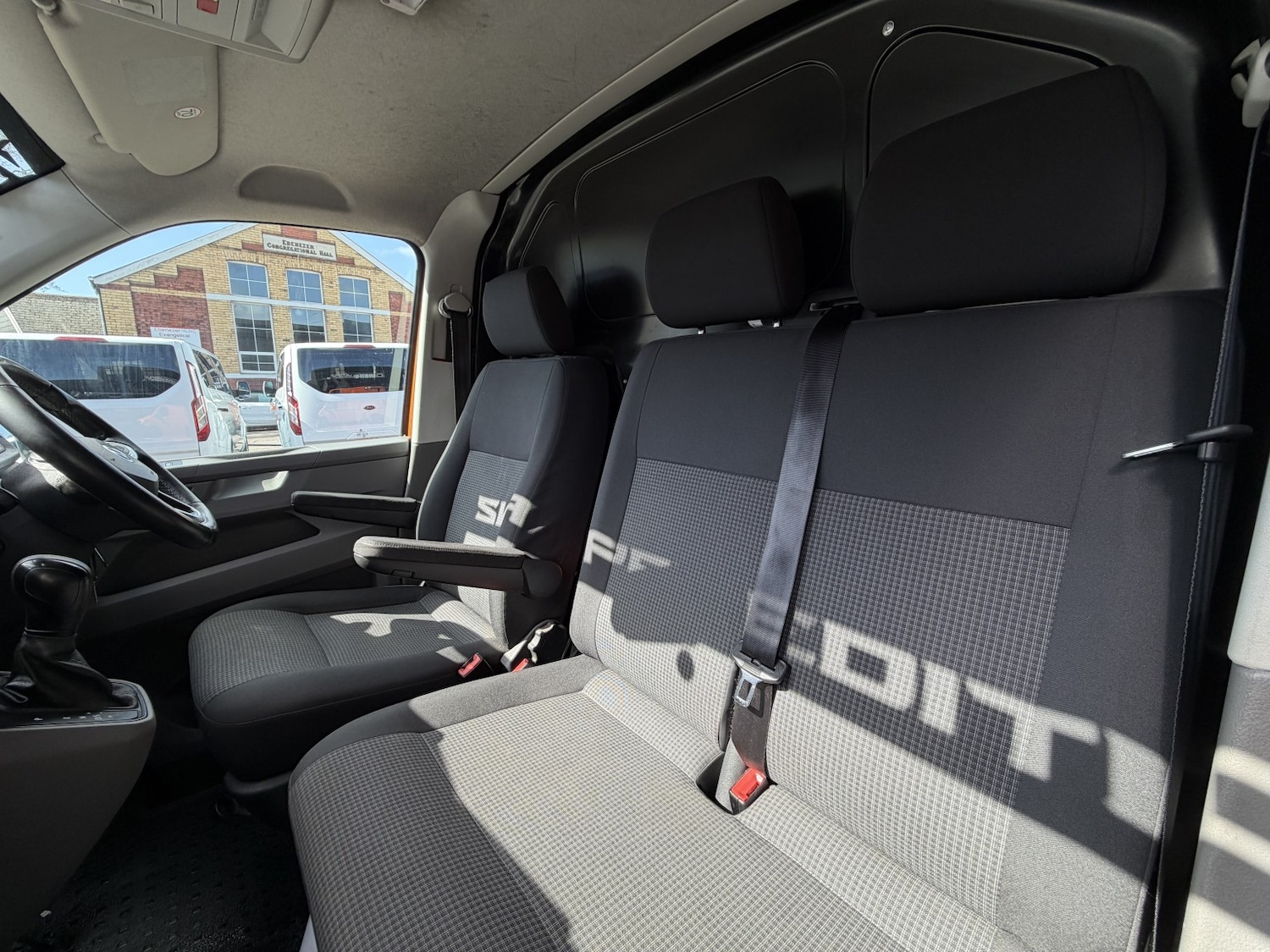 Used Volkswagen Transporter 2020 for sale - 78077902: Photo 8