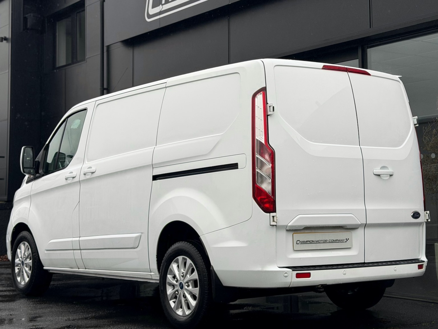 Used Ford Transit Custom 2021 for sale - 77474829: Photo 2