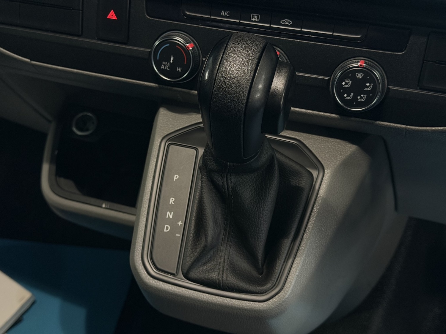 Used Volkswagen Transporter 2022 for sale - 77709055: Photo 28