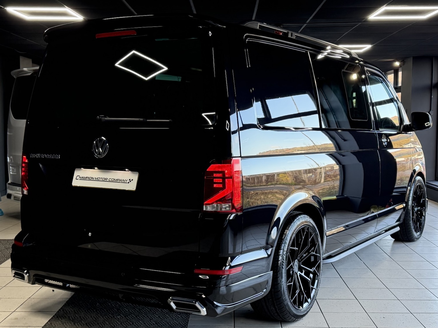 Used Volkswagen Transporter 2022 for sale - 77709055: Photo 4