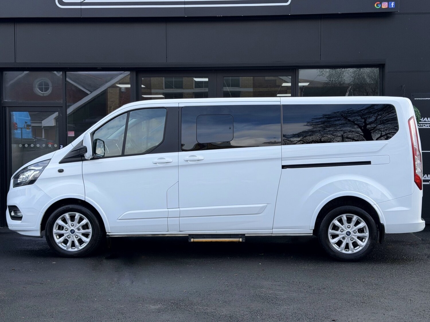 Used Ford Tourneo Custom 2019 for sale - 77595470: Photo 33