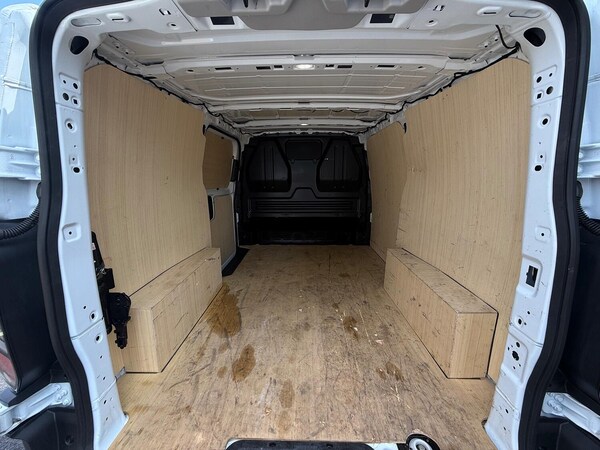 Used Ford Transit Custom 2024 for sale - 75677083: Photo 26