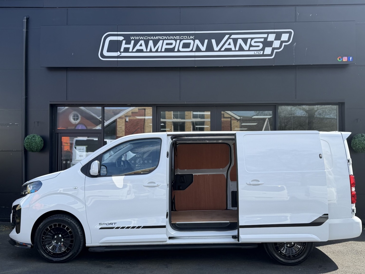 Used Vauxhall Vivaro 2024 for sale - 78168891: Photo 13