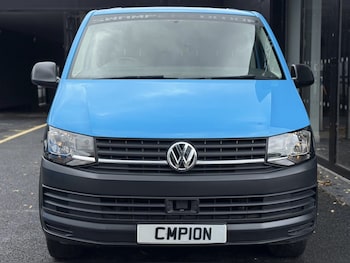 Used Volkswagen Transporter 2017 for sale - 77289149: Photo